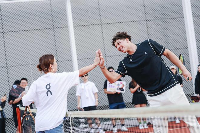 为中国队摘 为中国队摘