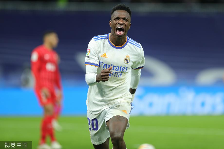 超联赛中获 超联赛中获