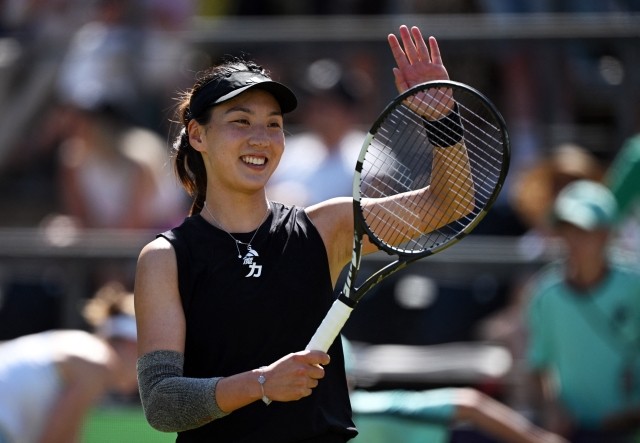 上的角色仍 上的角色仍